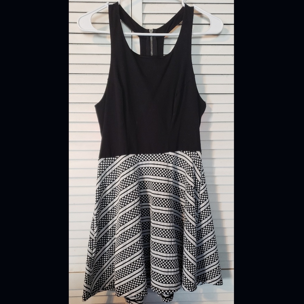 5 for $25 MATERIAL GIRL Womens Fit + Flare Dress